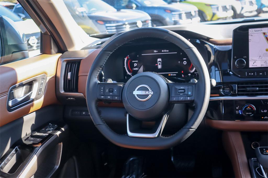 new 2025 Nissan Pathfinder car, priced at $45,607