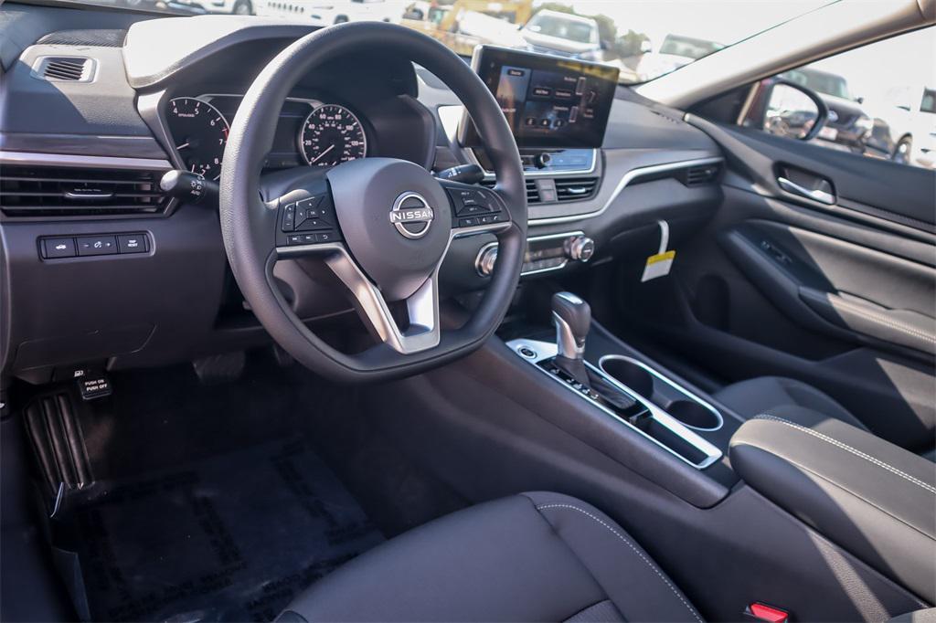new 2025 Nissan Altima car, priced at $25,520