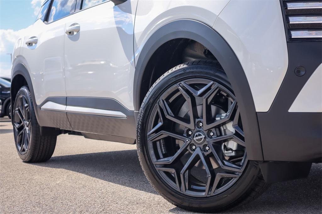 new 2026 Nissan Kicks car, priced at $26,701