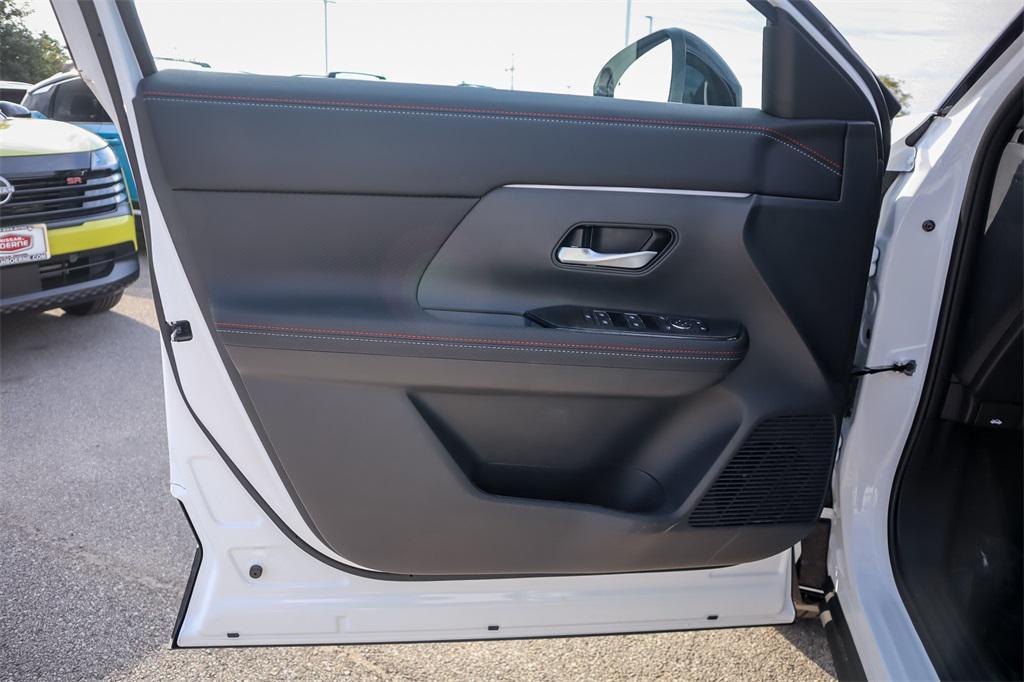 new 2026 Nissan Kicks car, priced at $28,276