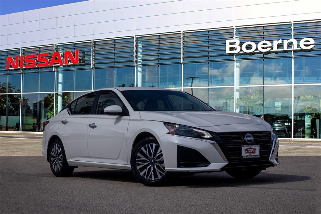 new 2025 Nissan Altima car, priced at $29,855