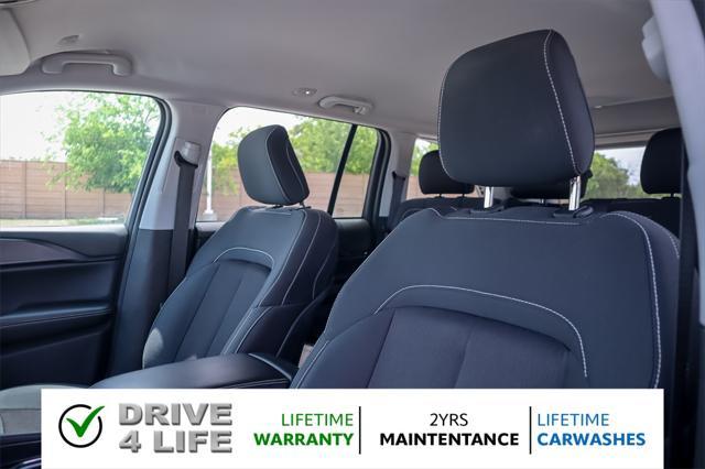 used 2024 Jeep Grand Cherokee car, priced at $34,302