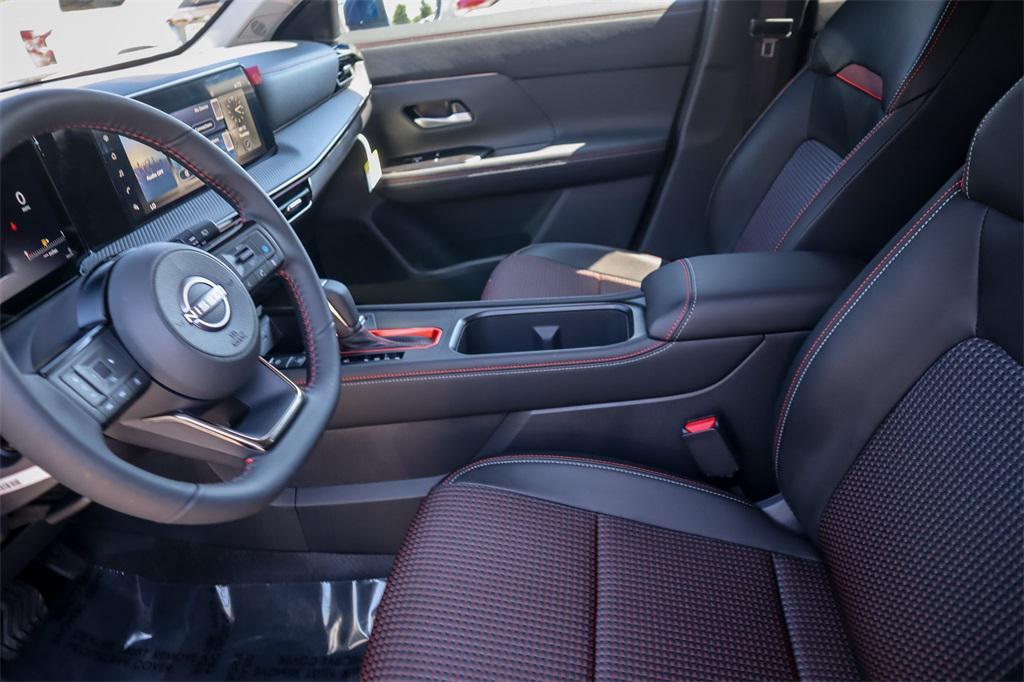 new 2025 Nissan Kicks car, priced at $26,706