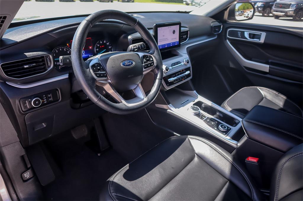 used 2023 Ford Explorer car, priced at $31,278