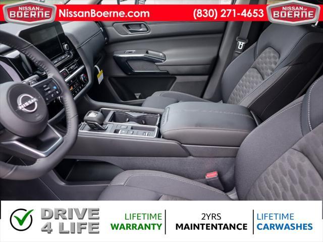 new 2025 Nissan Pathfinder car, priced at $39,090