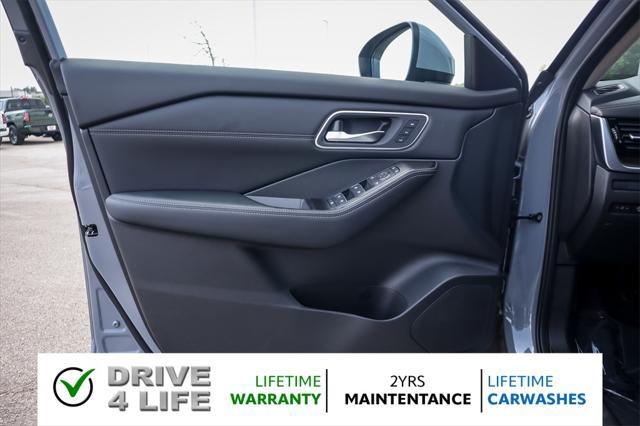new 2025 Nissan Rogue car, priced at $39,274
