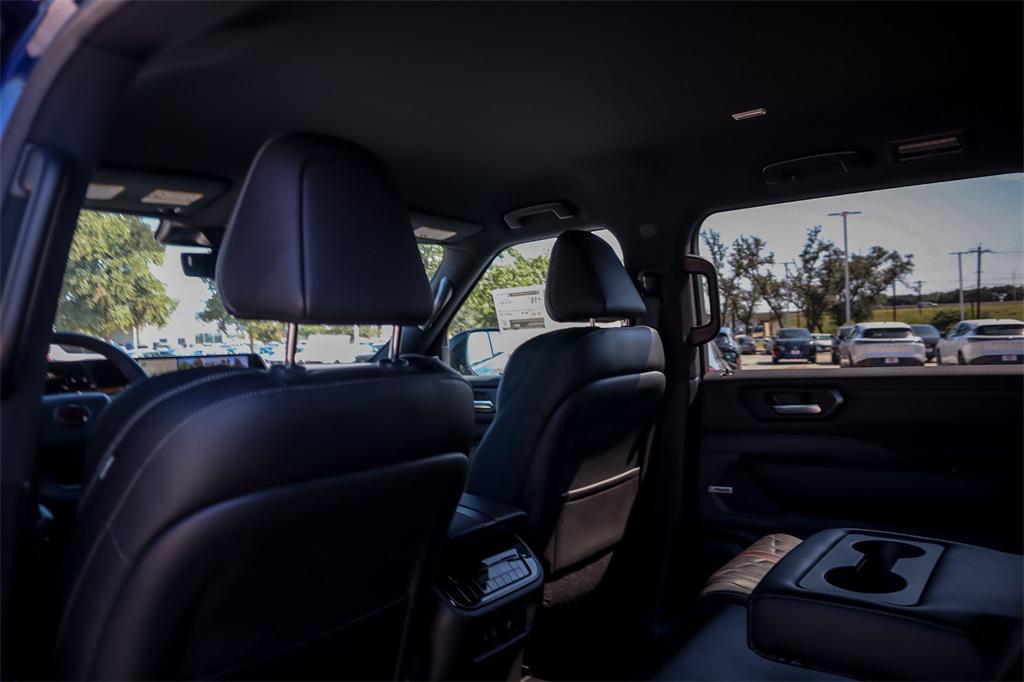 new 2025 Nissan Armada car, priced at $65,975