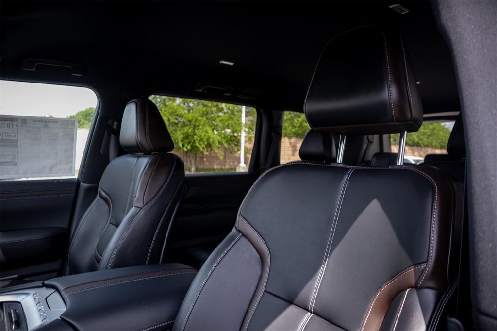 new 2025 Nissan Armada car, priced at $60,215