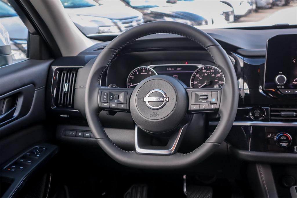 new 2025 Nissan Pathfinder car, priced at $35,655