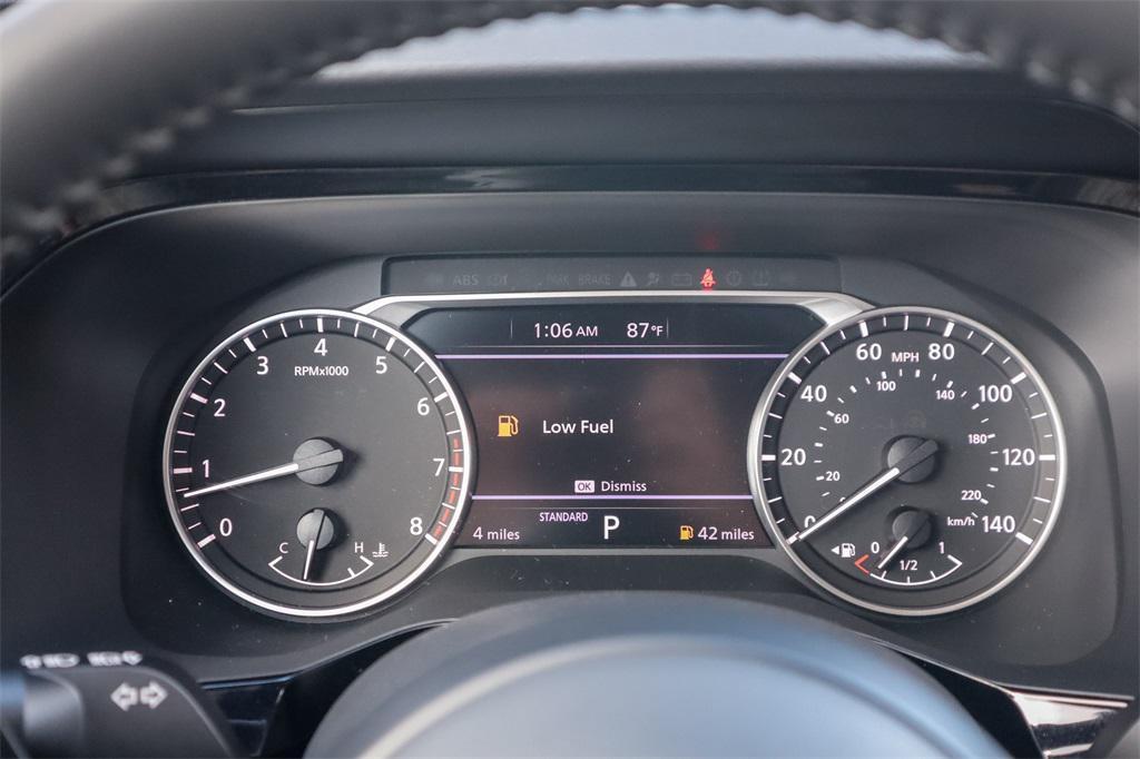 new 2025 Nissan Pathfinder car, priced at $35,655