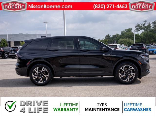 used 2024 Lincoln Nautilus car, priced at $50,579