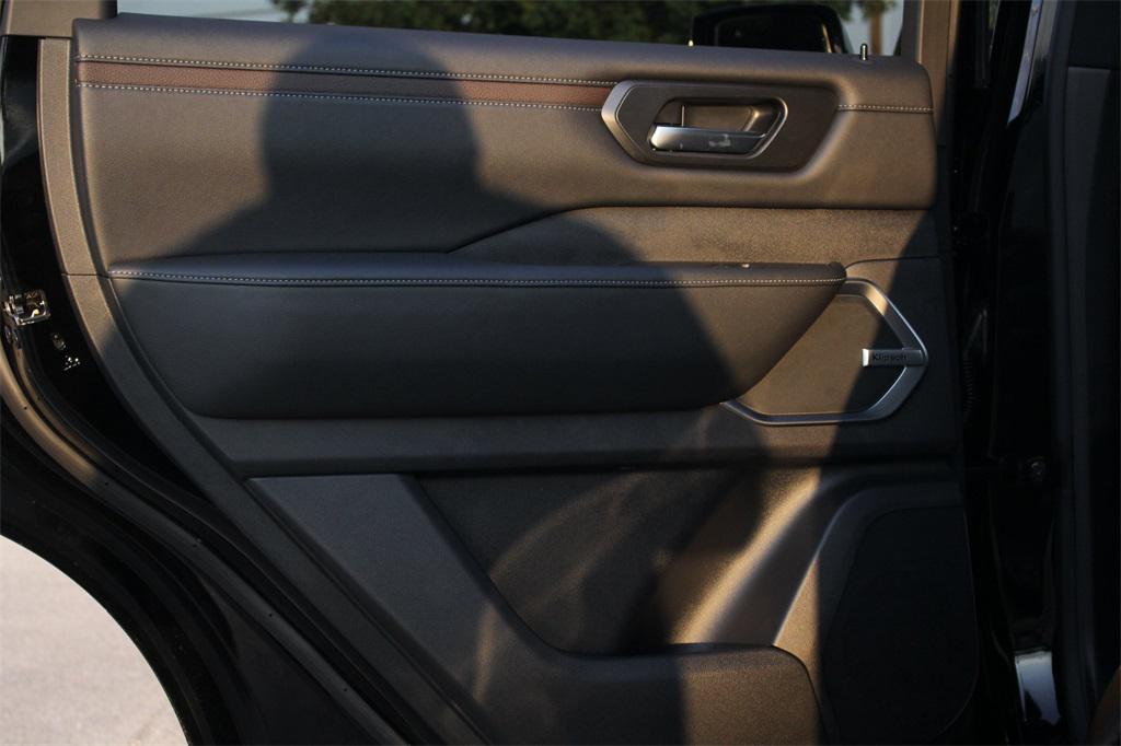 new 2025 Nissan Armada car, priced at $68,703