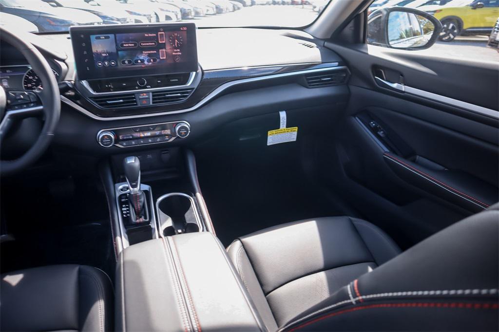new 2025 Nissan Altima car, priced at $31,521