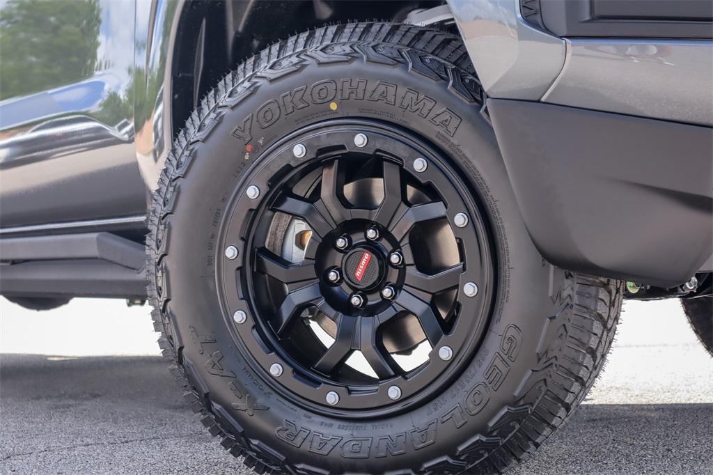 new 2025 Nissan Frontier car, priced at $38,291