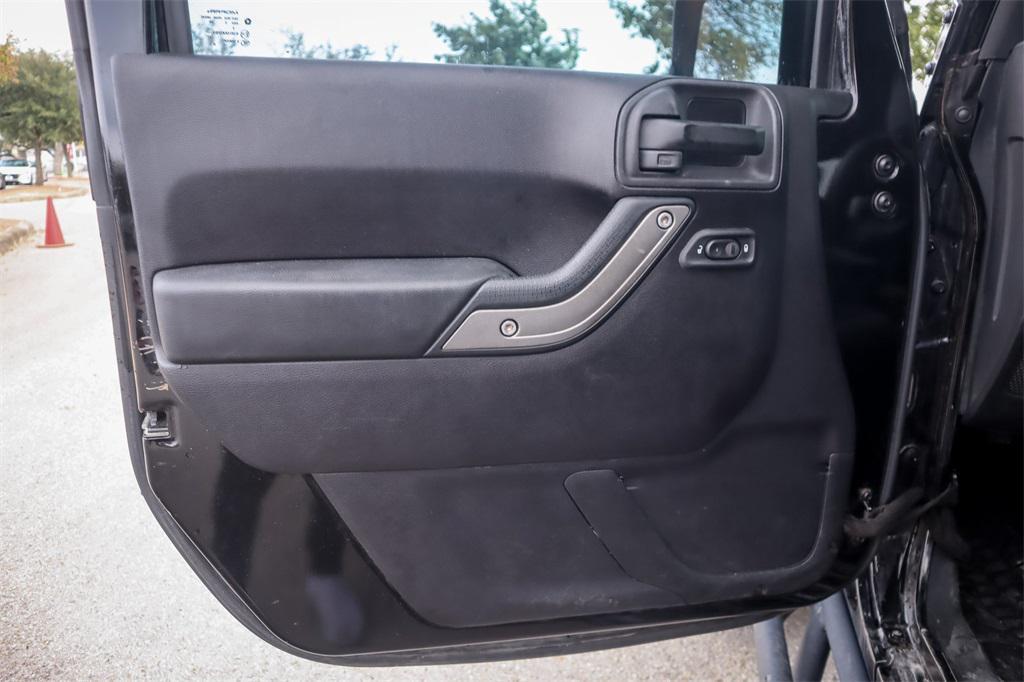 used 2015 Jeep Wrangler Unlimited car, priced at $17,150