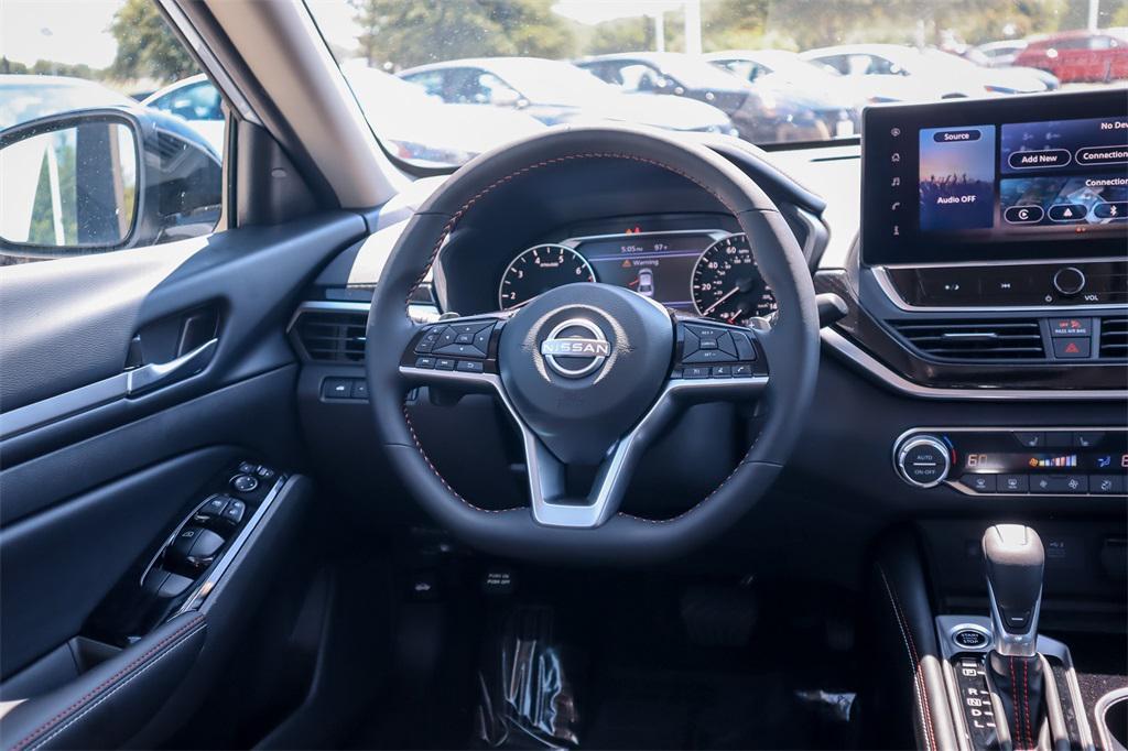 new 2025 Nissan Altima car, priced at $31,980