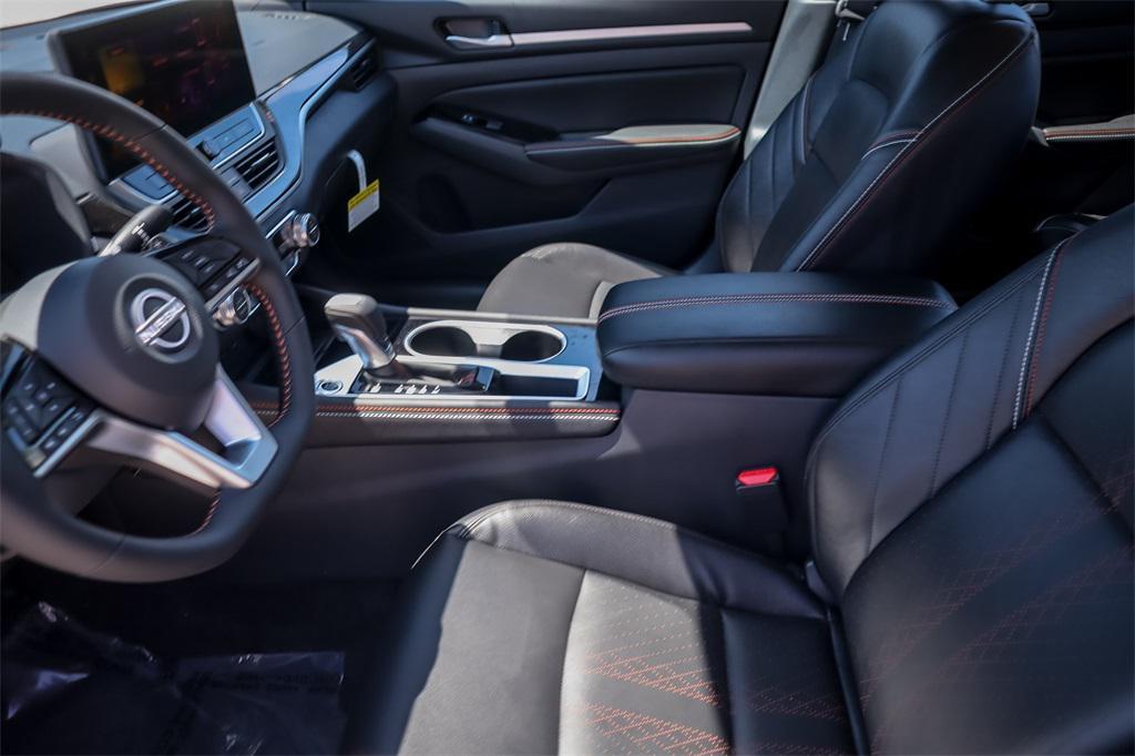 new 2025 Nissan Altima car, priced at $31,980