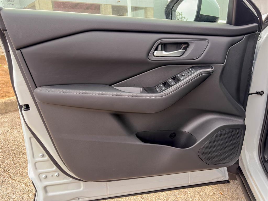 new 2026 Nissan Rogue car, priced at $29,485