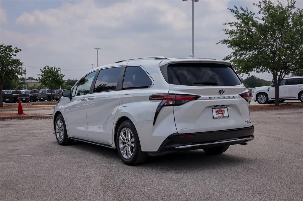 used 2023 Toyota Sienna car, priced at $46,494