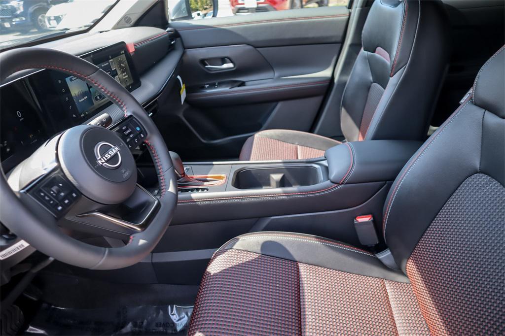 new 2025 Nissan Kicks car, priced at $29,785