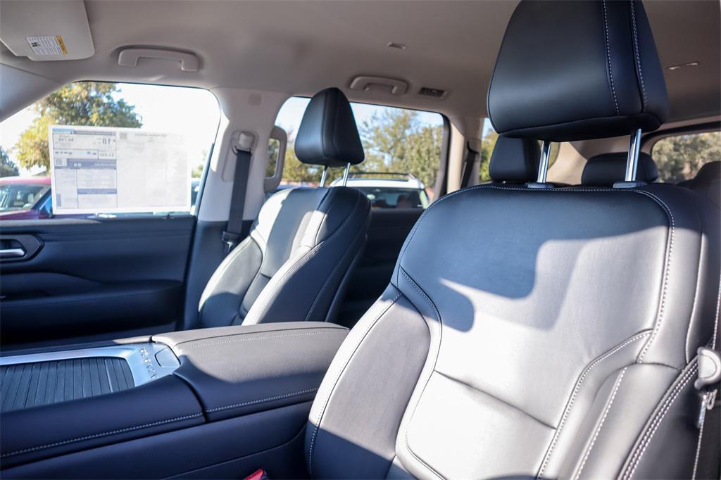 new 2026 Nissan Armada car, priced at $56,405