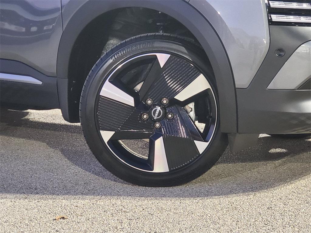 new 2026 Nissan Kicks car, priced at $26,080
