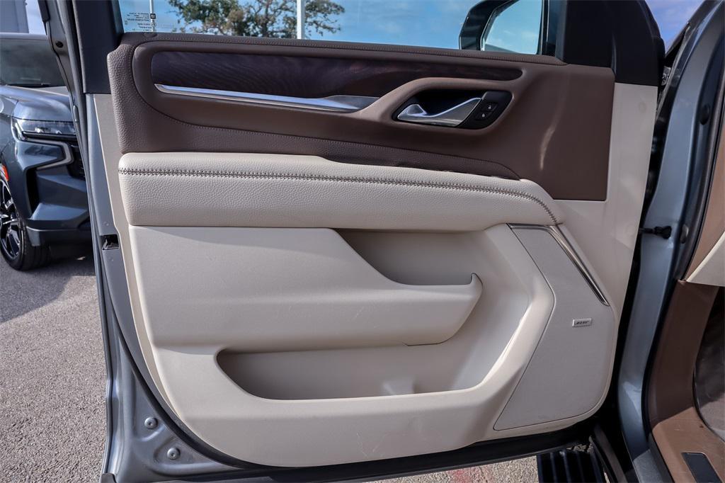 used 2023 GMC Yukon XL car, priced at $59,950
