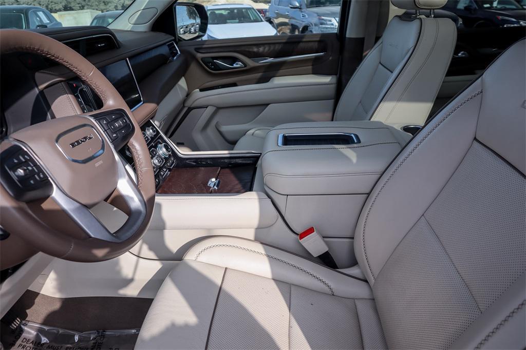 used 2023 GMC Yukon XL car, priced at $59,950