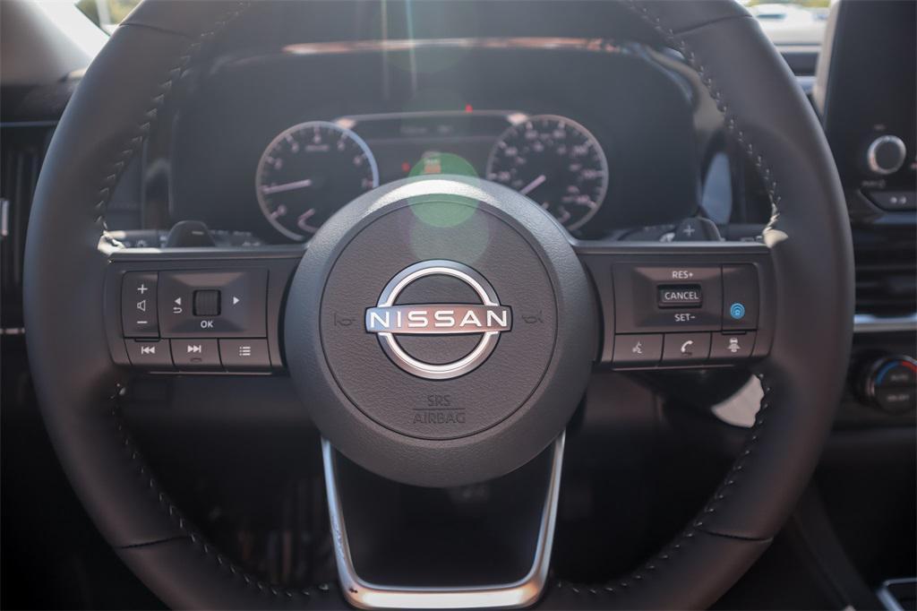 new 2025 Nissan Pathfinder car, priced at $39,141