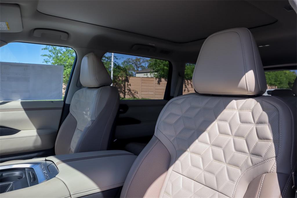 new 2025 Nissan Armada car, priced at $71,003