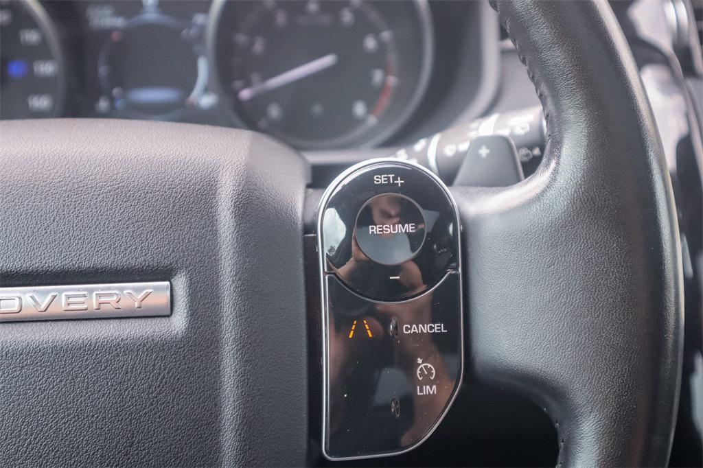 used 2019 Land Rover Discovery car, priced at $17,200