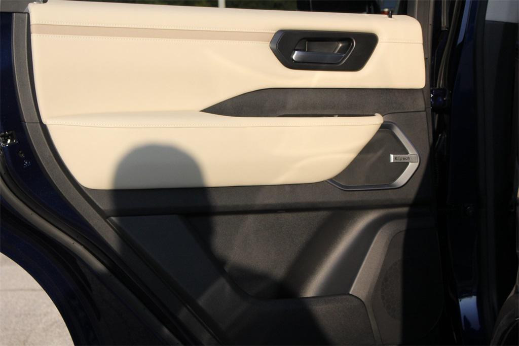 new 2025 Nissan Armada car, priced at $68,612