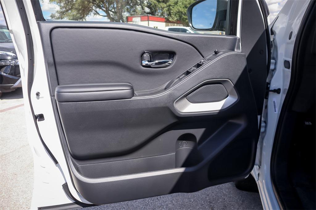 new 2026 Nissan Frontier car, priced at $39,832