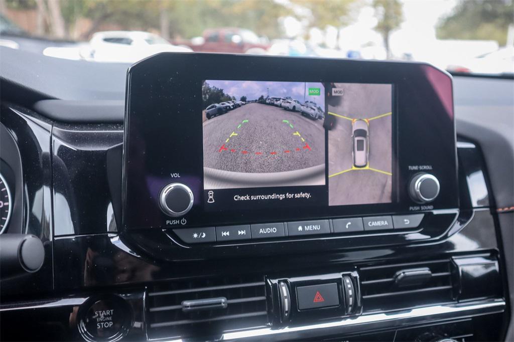 new 2025 Nissan Pathfinder car, priced at $39,326