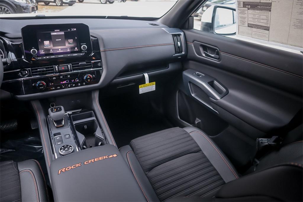 new 2025 Nissan Pathfinder car, priced at $39,326