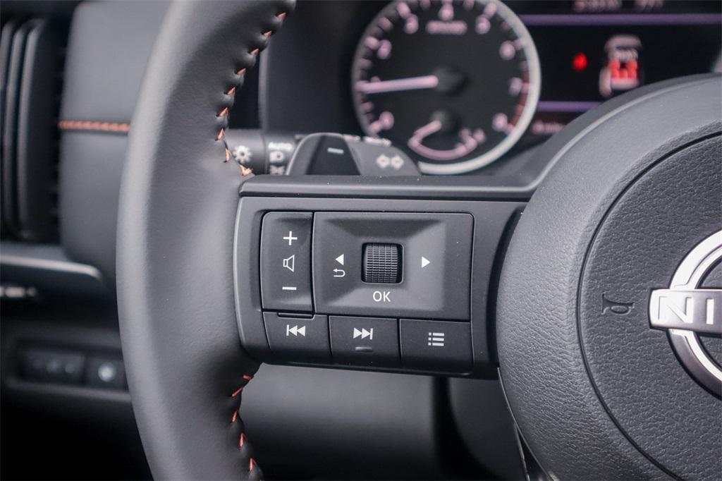 new 2025 Nissan Pathfinder car, priced at $39,326