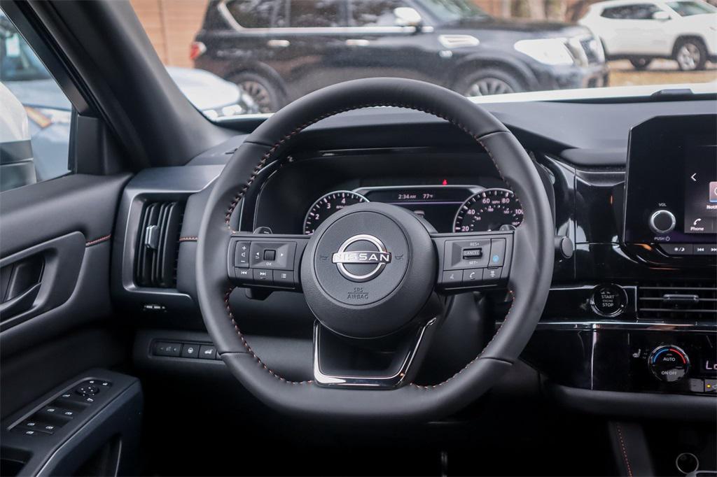 new 2025 Nissan Pathfinder car, priced at $39,326