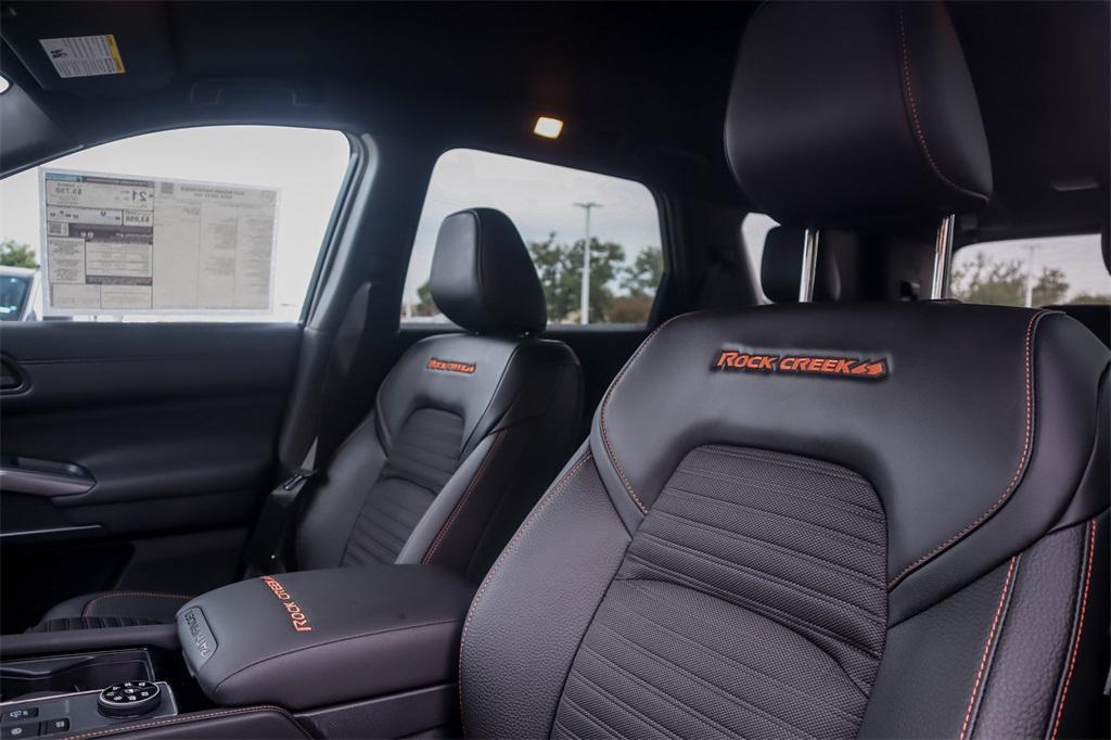 new 2025 Nissan Pathfinder car, priced at $39,326