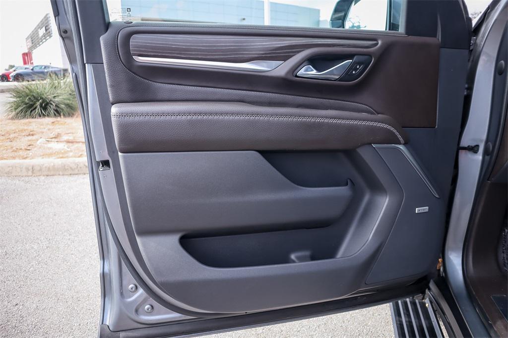 used 2021 GMC Yukon car, priced at $49,990