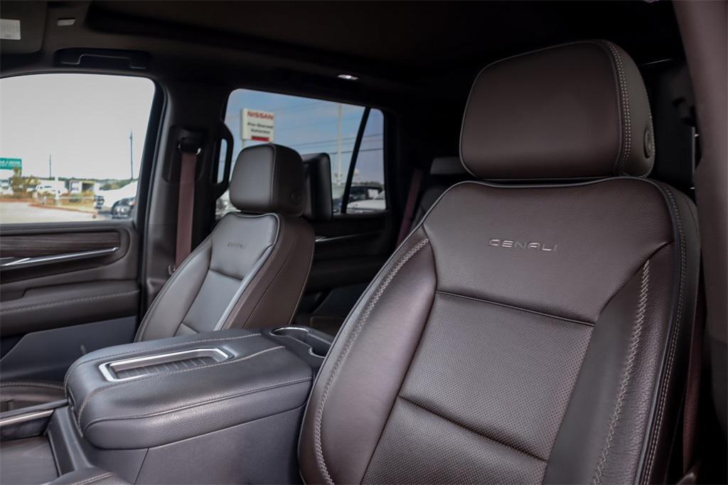 used 2021 GMC Yukon car, priced at $49,990
