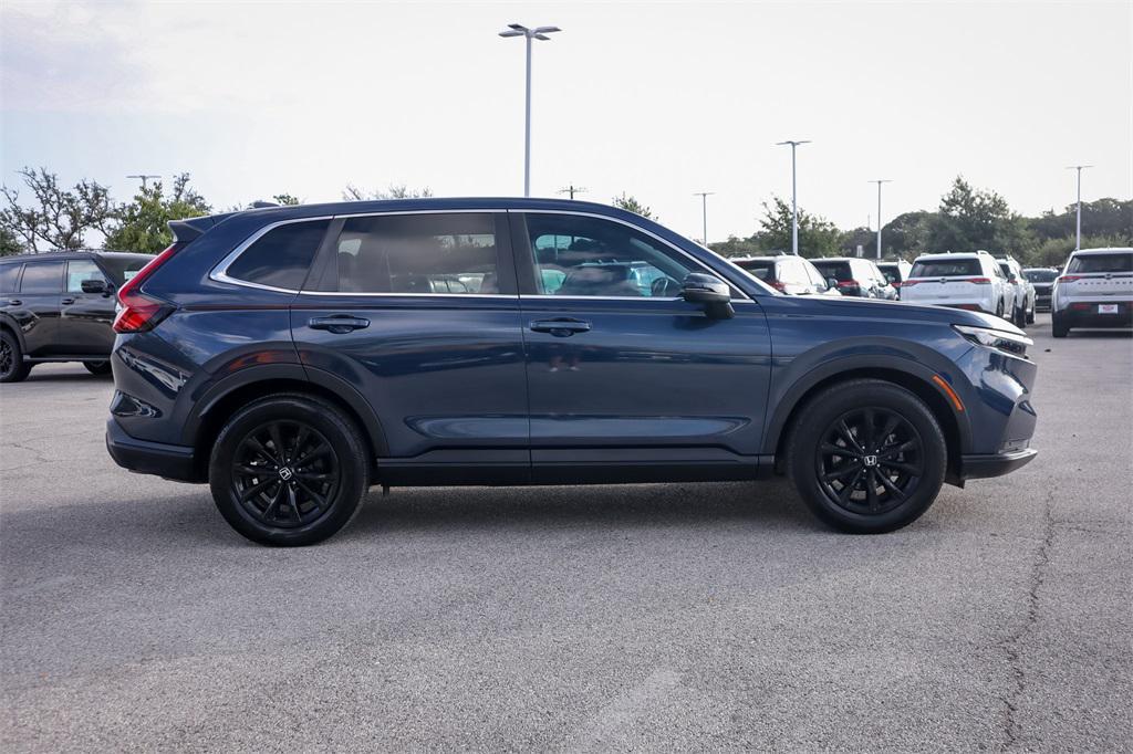 used 2025 Honda CR-V car, priced at $33,250