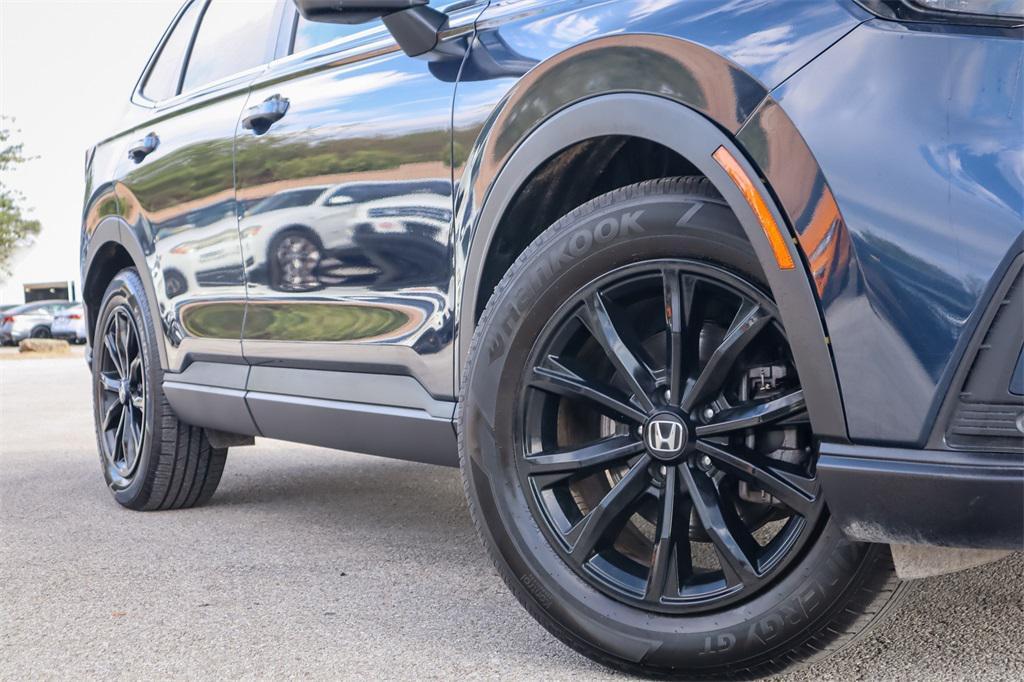 used 2025 Honda CR-V car, priced at $33,250