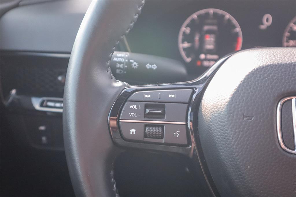 used 2025 Honda CR-V car, priced at $33,250