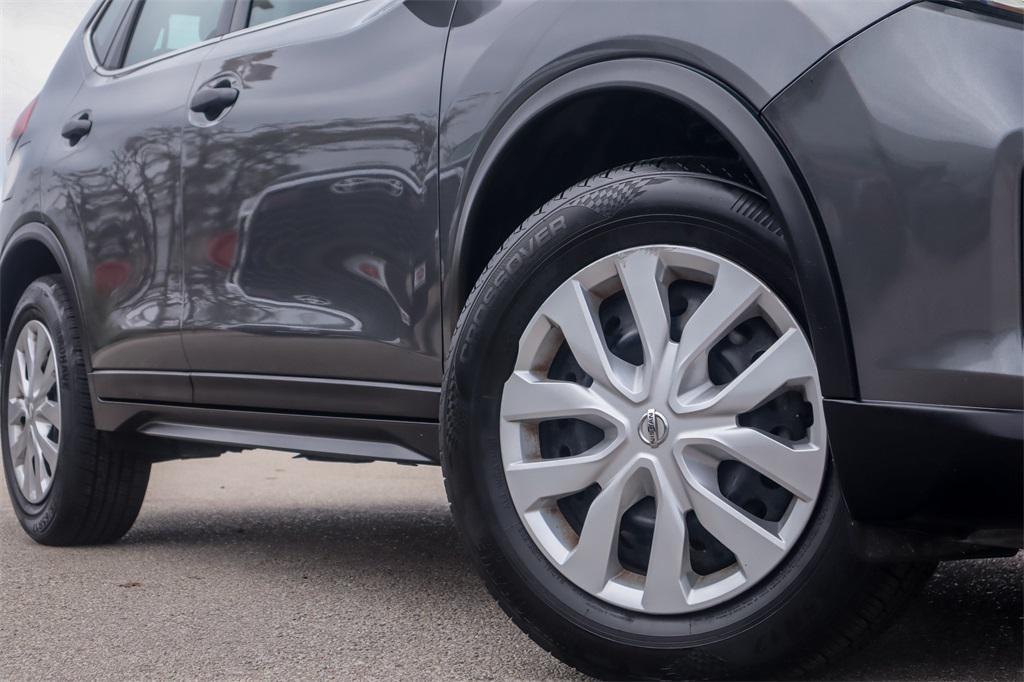 used 2020 Nissan Rogue car, priced at $15,633