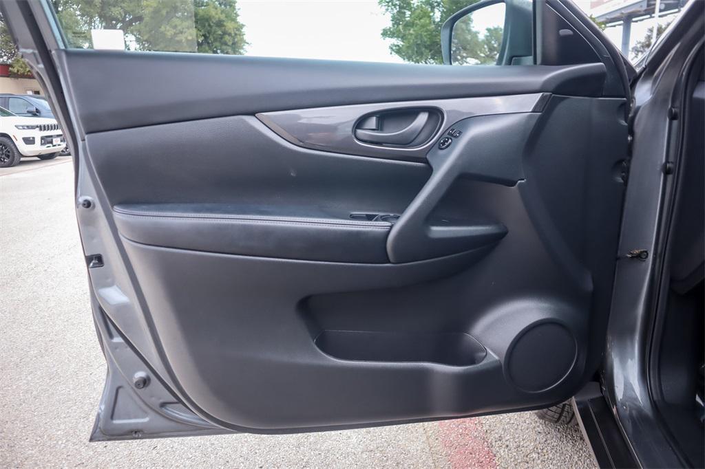 used 2020 Nissan Rogue car, priced at $15,633