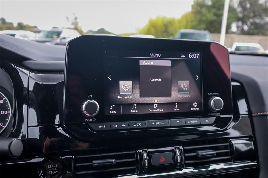 new 2025 Nissan Pathfinder car, priced at $39,326