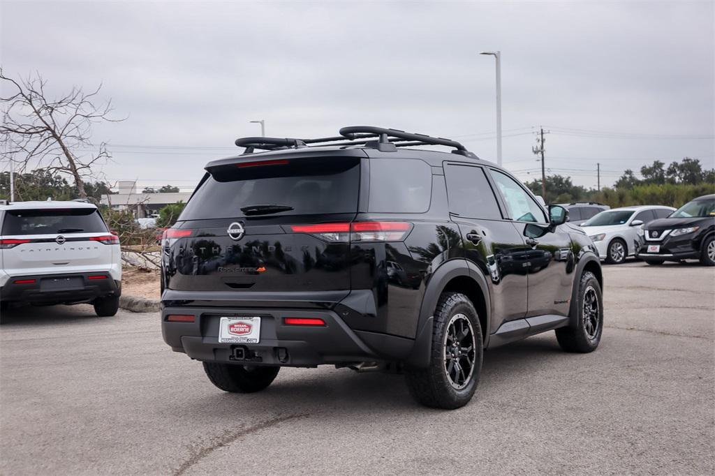 new 2025 Nissan Pathfinder car, priced at $39,326