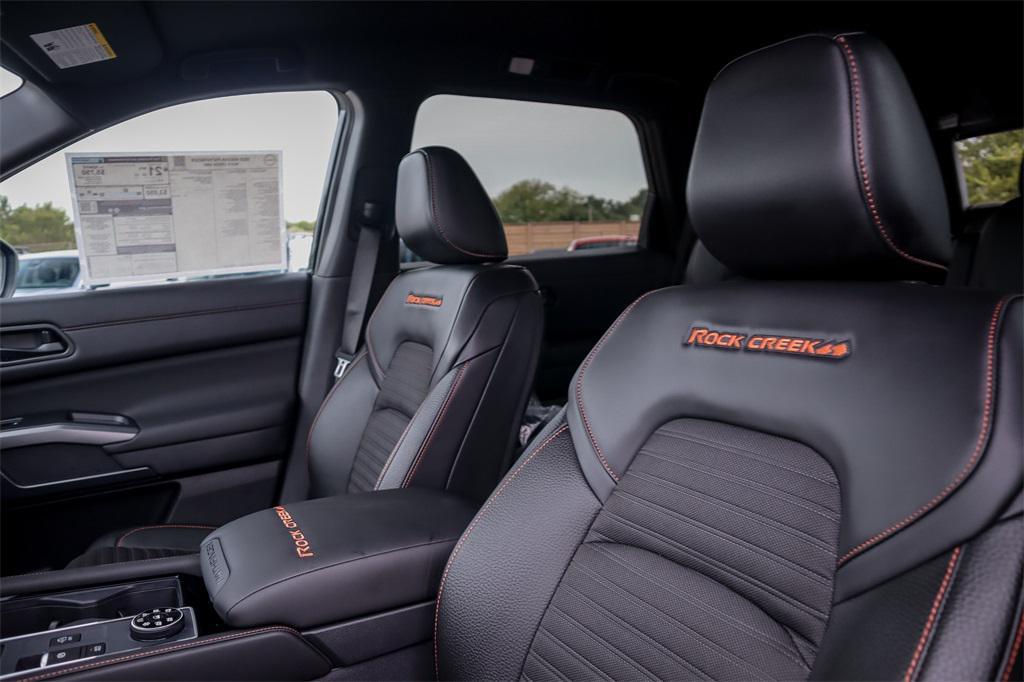 new 2025 Nissan Pathfinder car, priced at $39,326