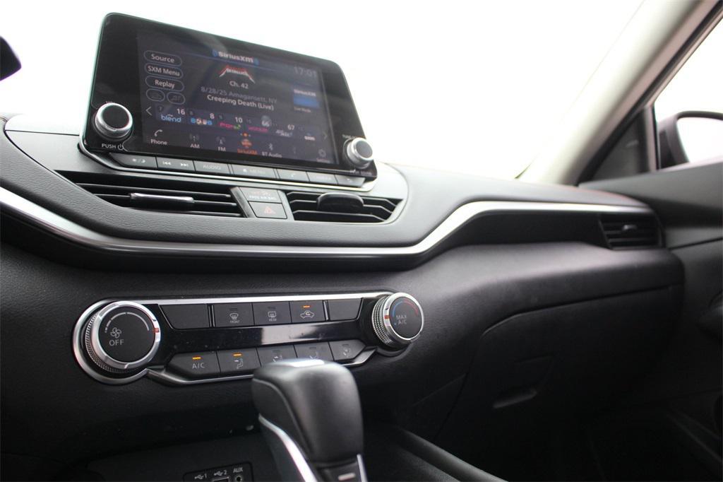 used 2022 Nissan Altima car, priced at $18,372
