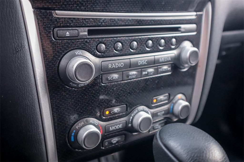 used 2020 Nissan Pathfinder car, priced at $20,000